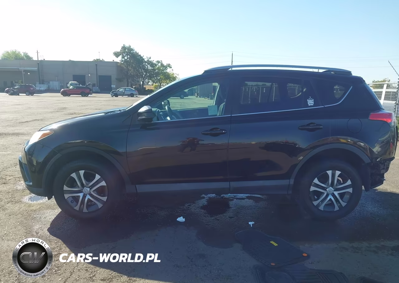 2018 Toyota Rav4 Le VIN:2T3ZFREV1JW432205 - 15