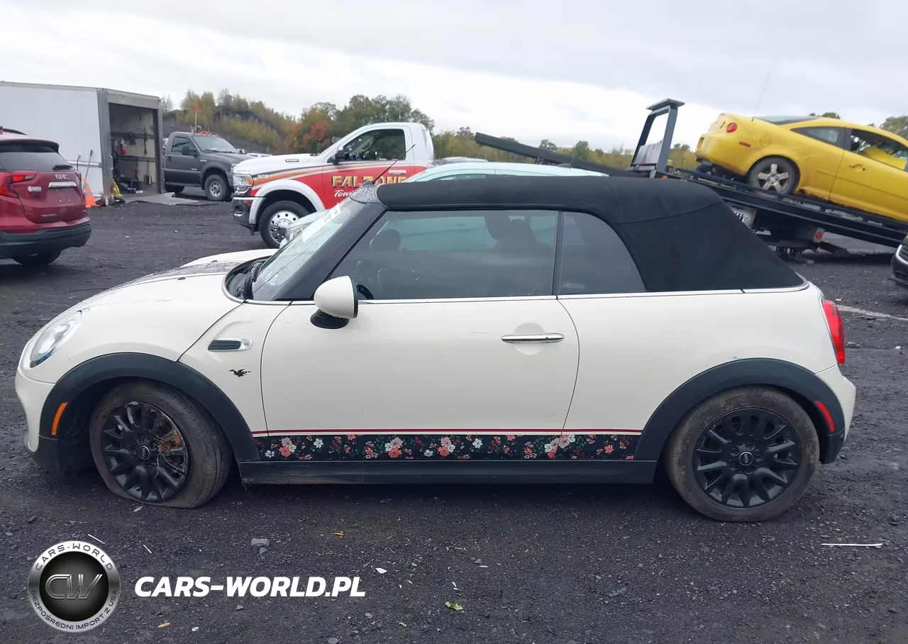 2017 Mini Convertible Cooper VIN:WMWWG5C3XH3C68685 - 14