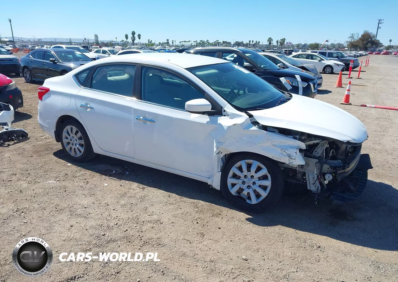 2017 Nissan Sentra S – zdjęcie 1 z 13