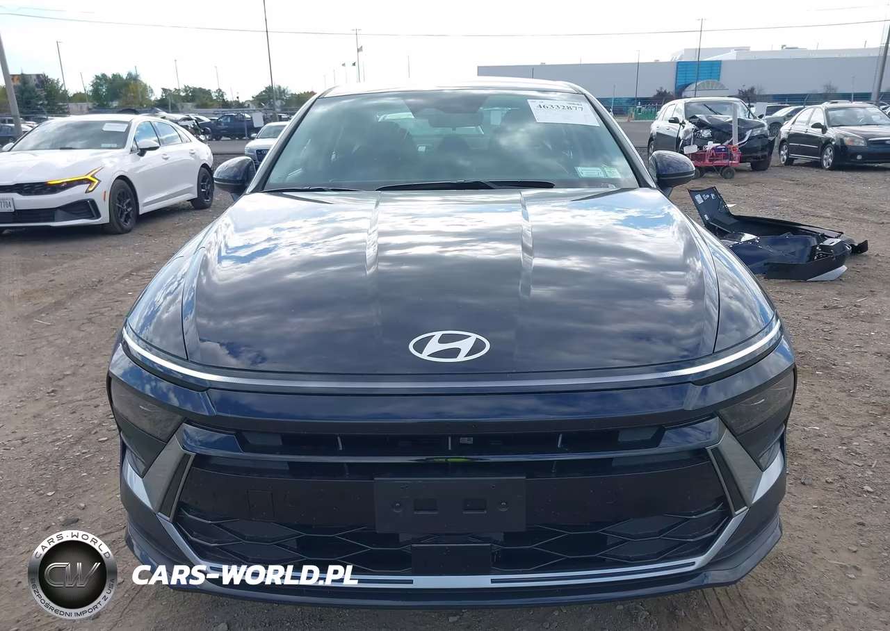 2026 Hyundai Sonata Hybrid Blue VIN:KMHL24JJ7TA172008 - 13