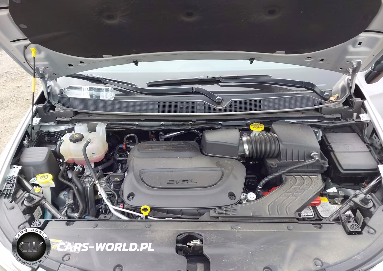 2026 Chrysler Pacifica Limited VIN:2C4RC1GG7TR193054 - 10