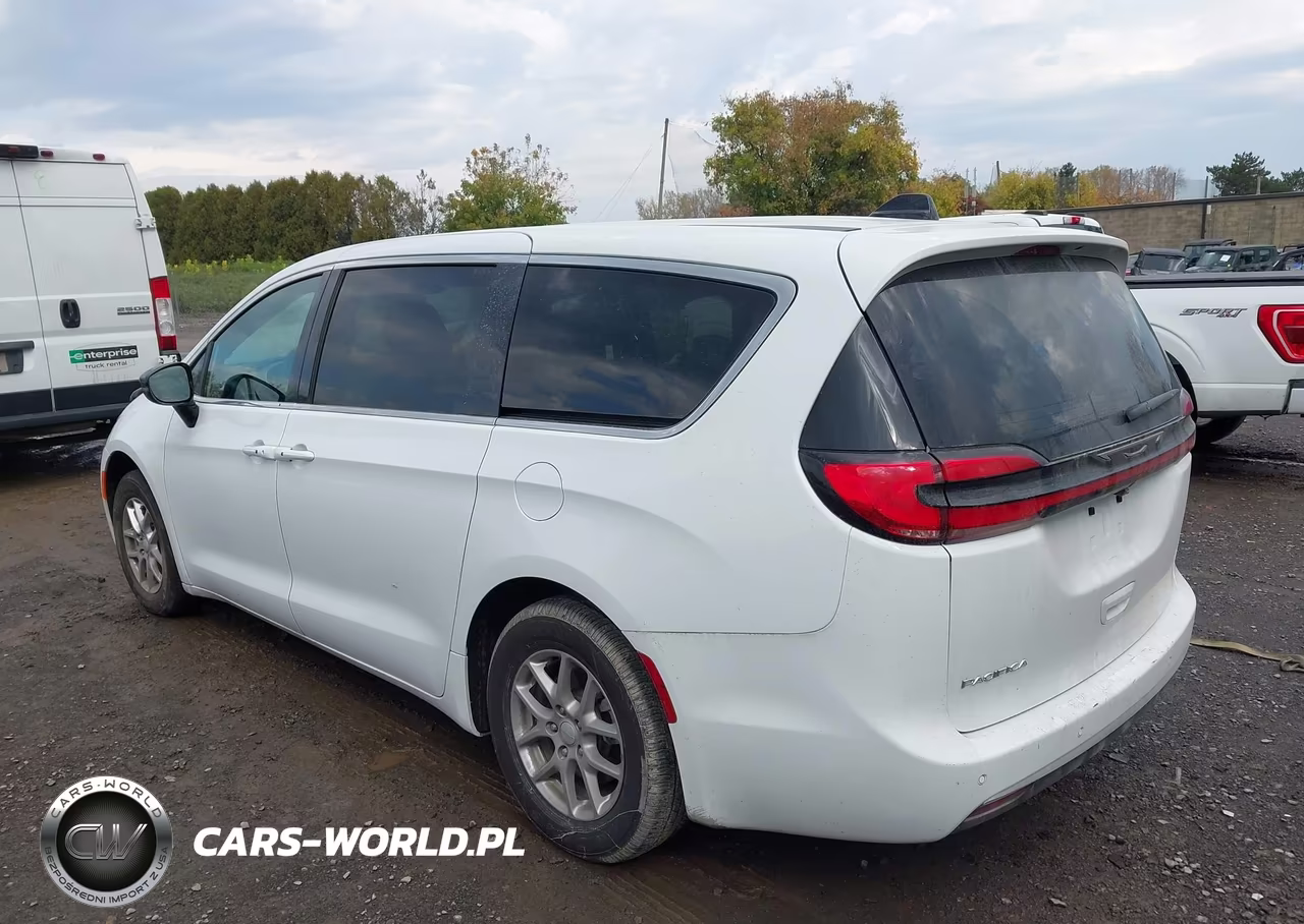 2027 Chrysler Pacifica VIN:2C4RC1BG0VR578479 - 3