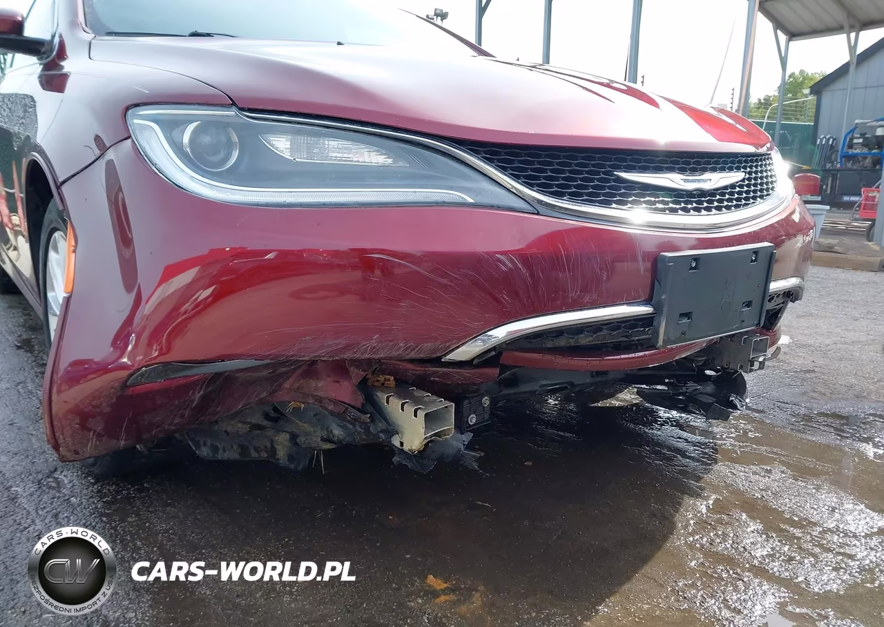 2015 Chrysler 200 C VIN:1C3CCCCGXFN663574 - 17
