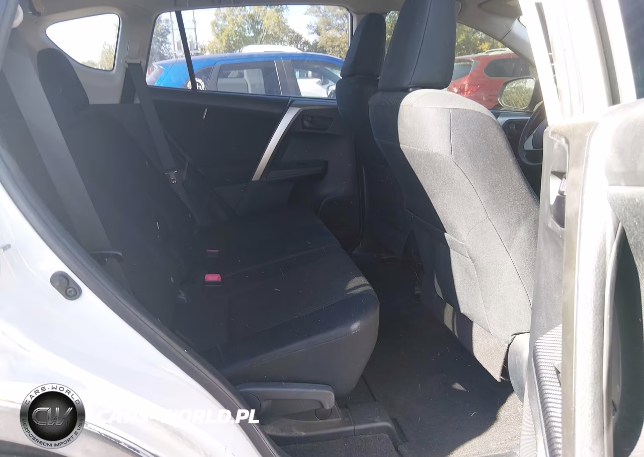 2015 Toyota Rav4 Le VIN:JTMZFREV5FJ031018 - 8