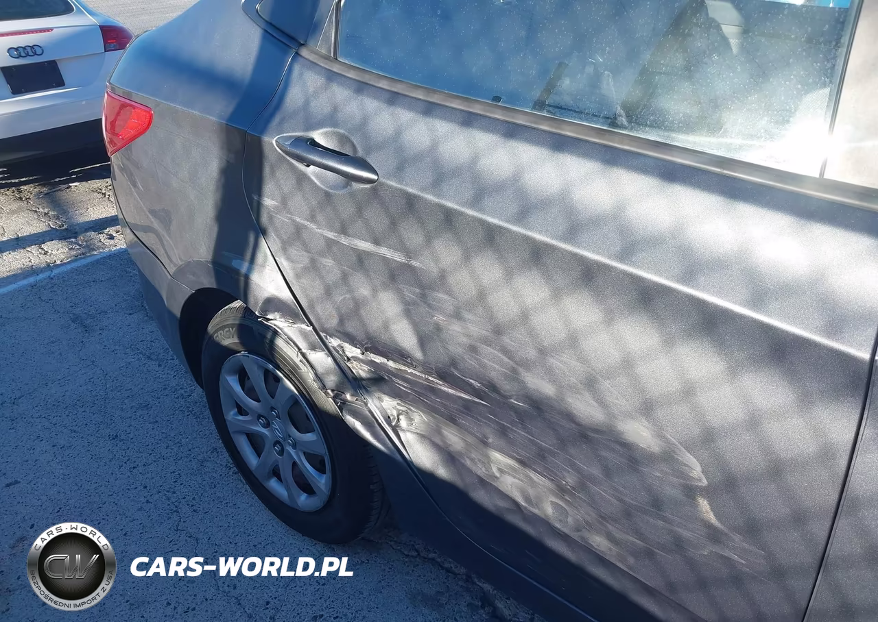 2012 Hyundai Accent Gls VIN:KMHCT4AE3CU164678 - 6