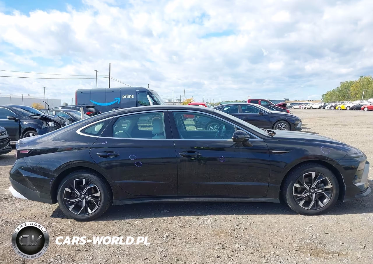 2025 Hyundai Sonata Sel VIN:KMHL64JA7SA436783 - 13