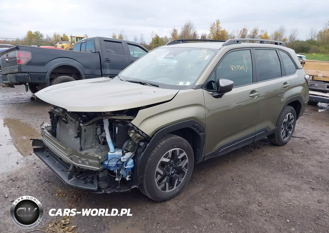 2025 Subaru Forester Premium VIN:JF2SLDDC6SH561370 - 2