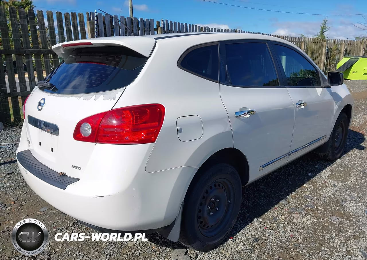 2013 Nissan Rogue S VIN:JN8AS5MV4DW142585 - 4