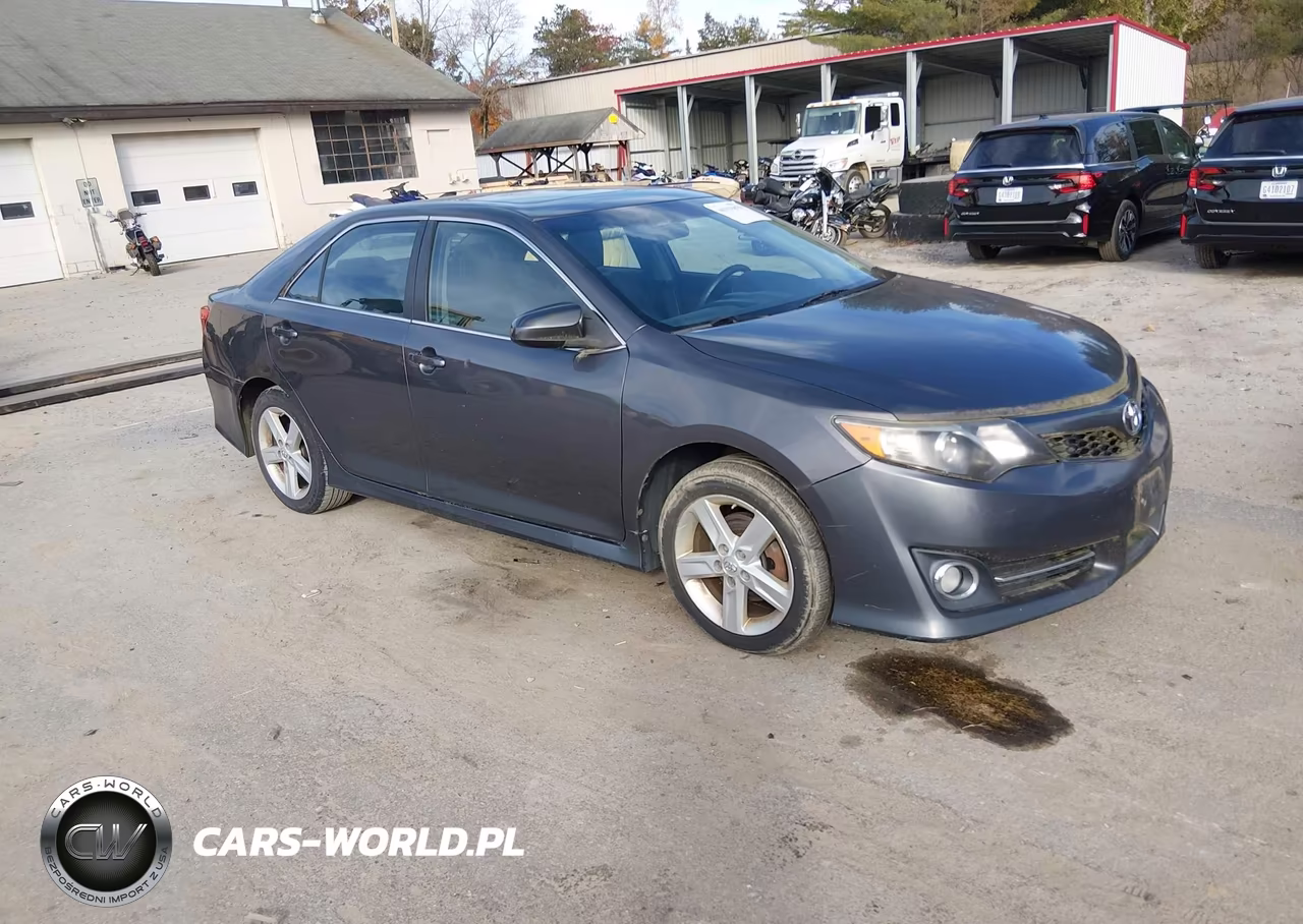2013 Toyota Camry Se VIN:4T1BF1FK0DU674911 - 1