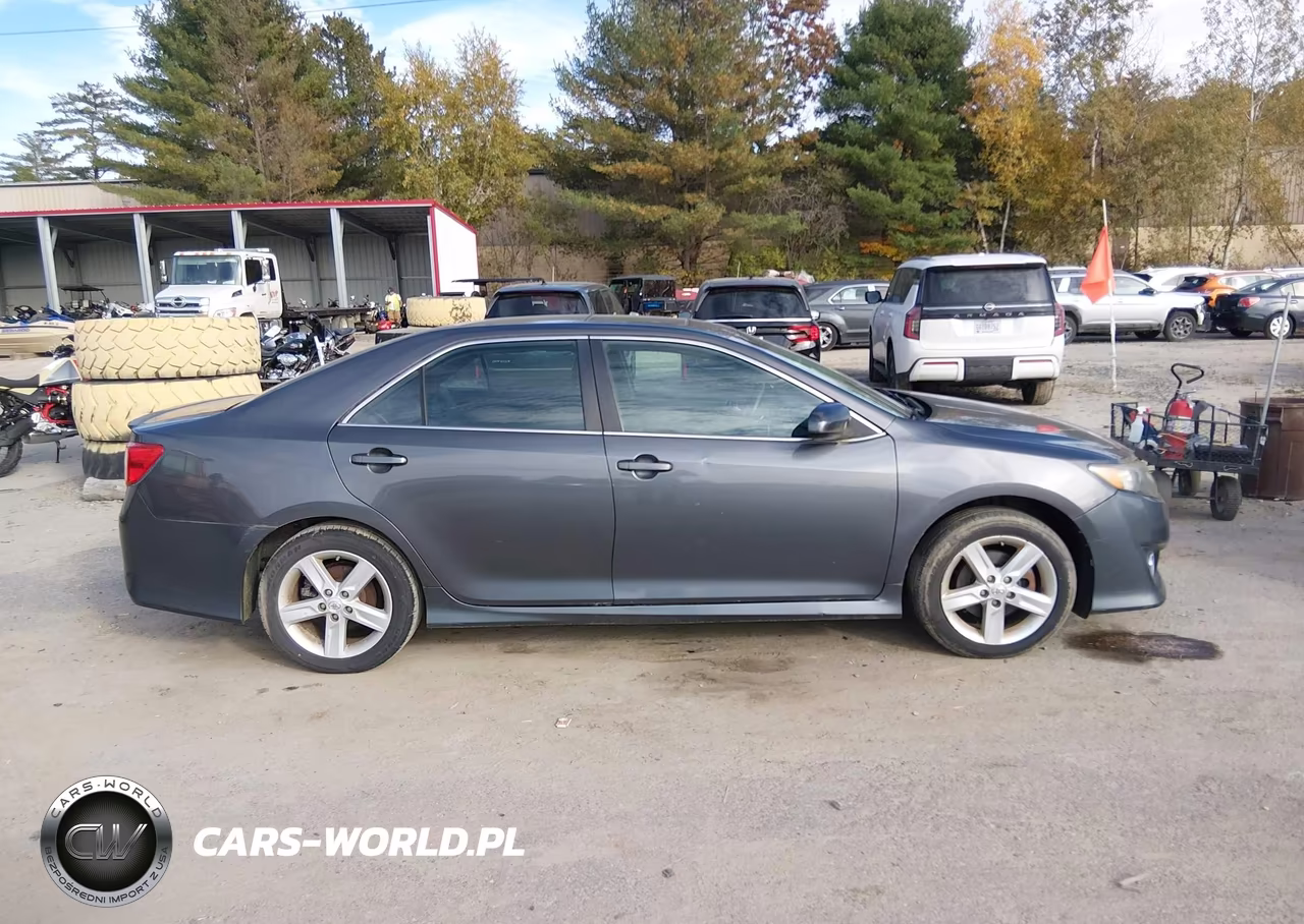 2013 Toyota Camry Se VIN:4T1BF1FK0DU674911 - 13