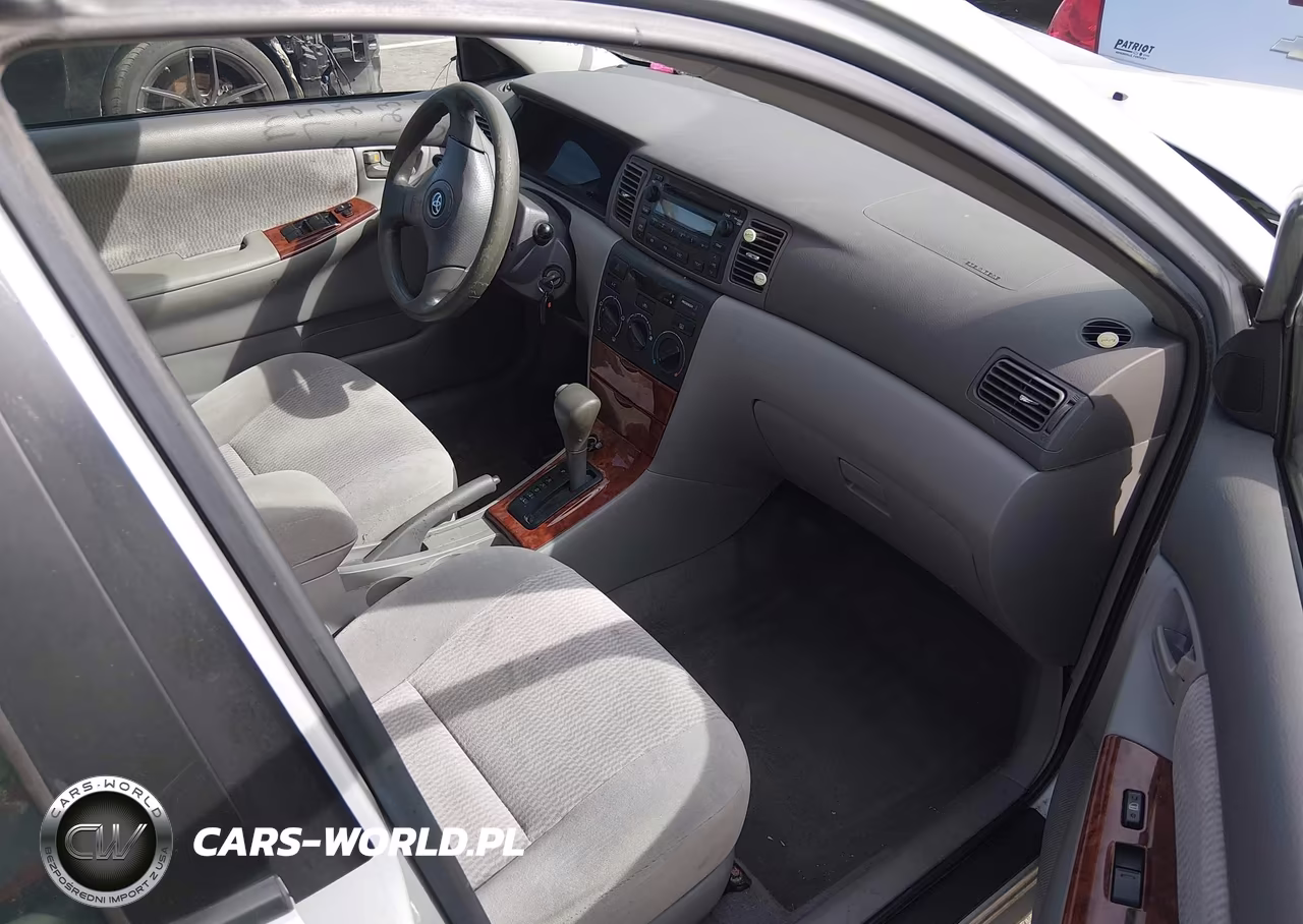 2005 Toyota Corolla Le VIN:1NXBR32E25Z377501 - 5