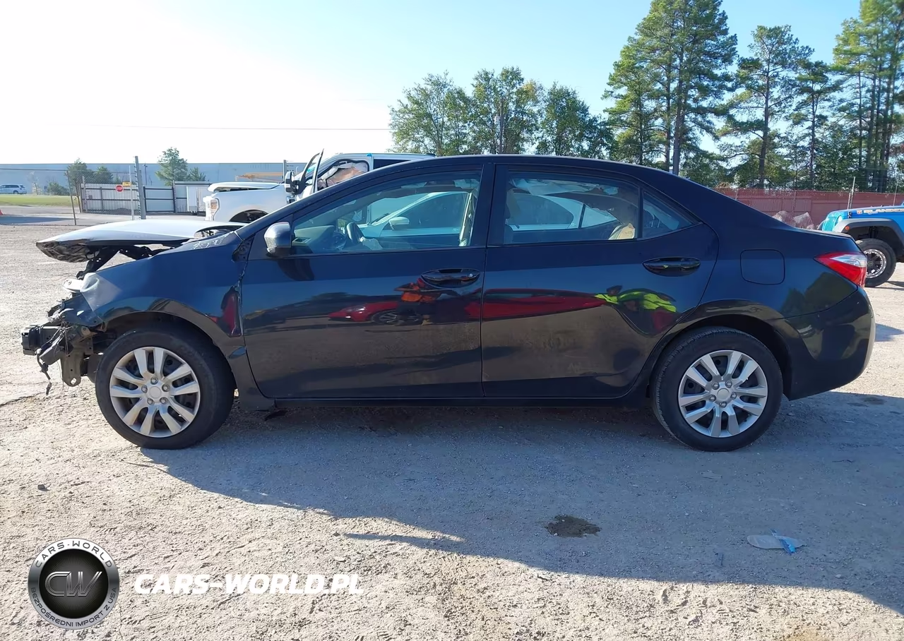 2015 Toyota Corolla Le VIN:5YFBURHE8FP214461 - 14
