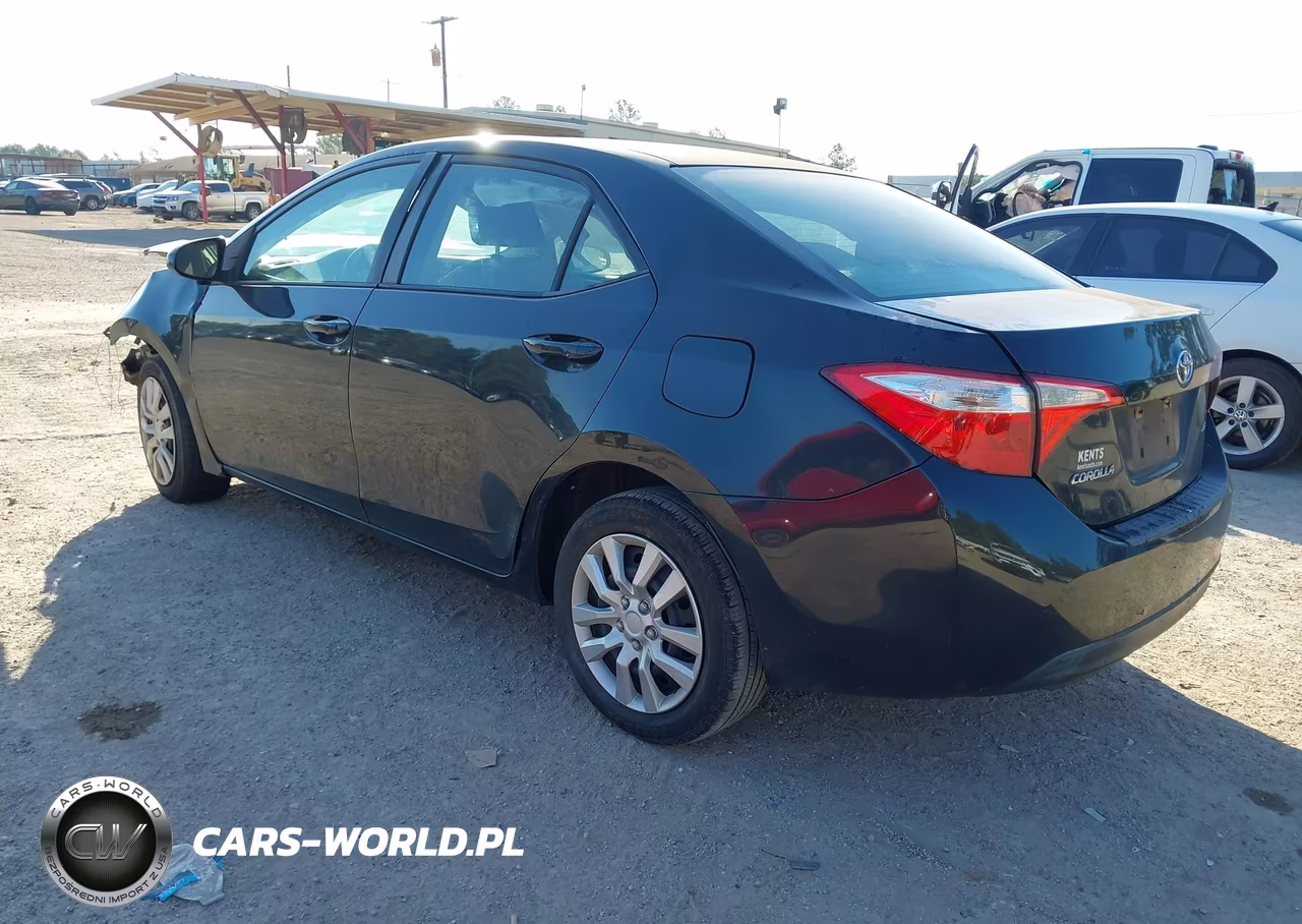 2015 Toyota Corolla Le VIN:5YFBURHE8FP214461 - 3