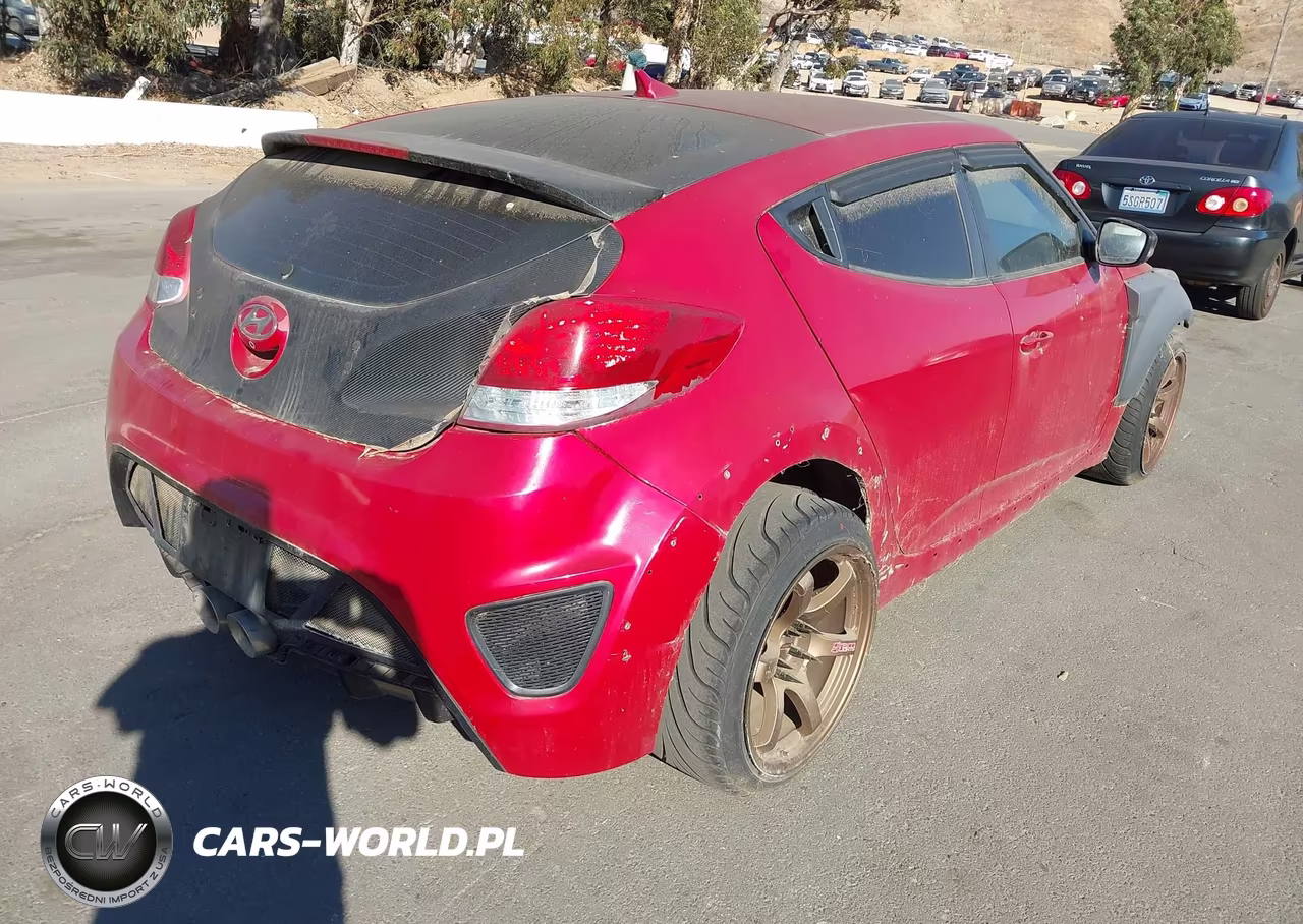 2016 Hyundai Veloster Turbo VIN:KMHTC6AE4GU263334 - 4