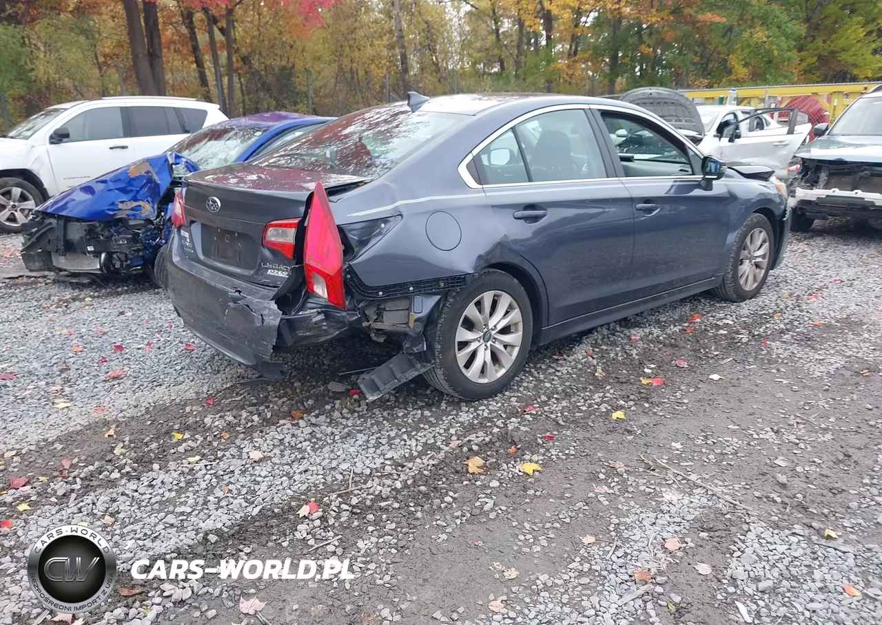2016 Subaru Legacy 2.5I Premium VIN:4S3BNAF6XG3040011 - 4