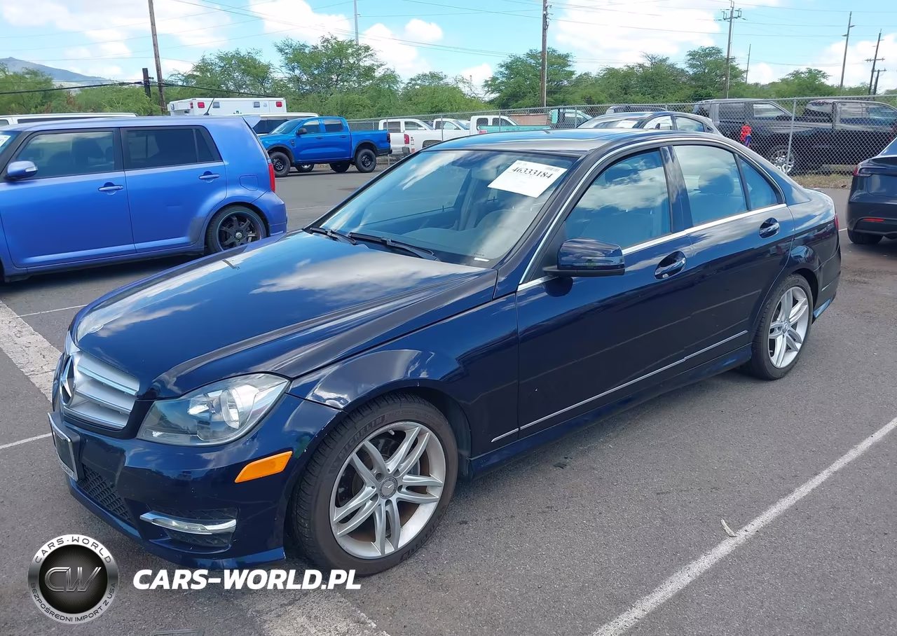 2013 Mercedes-Benz C 250 Sport VIN:WDDGF4HB3DR293085 - 2