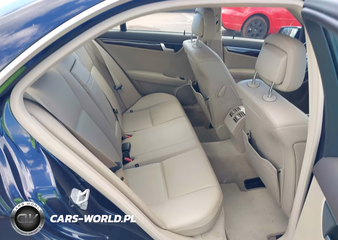 2013 Mercedes-Benz C 250 Sport VIN:WDDGF4HB3DR293085 - 8