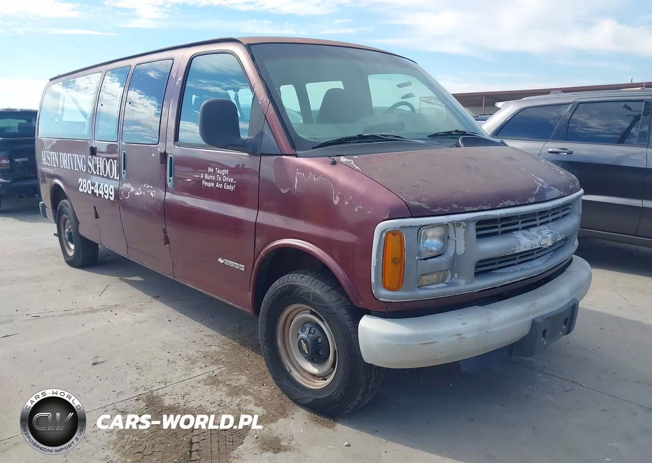 2002 Chevrolet Express VIN:1GAHG39R421206459 - 1