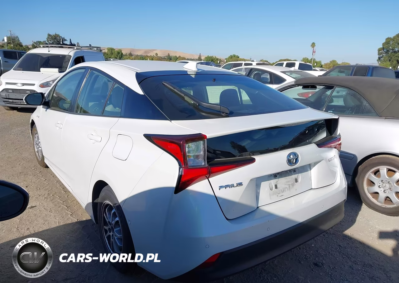 2022 Toyota Prius Le VIN:JTDKAMFU8N3169115 - 3