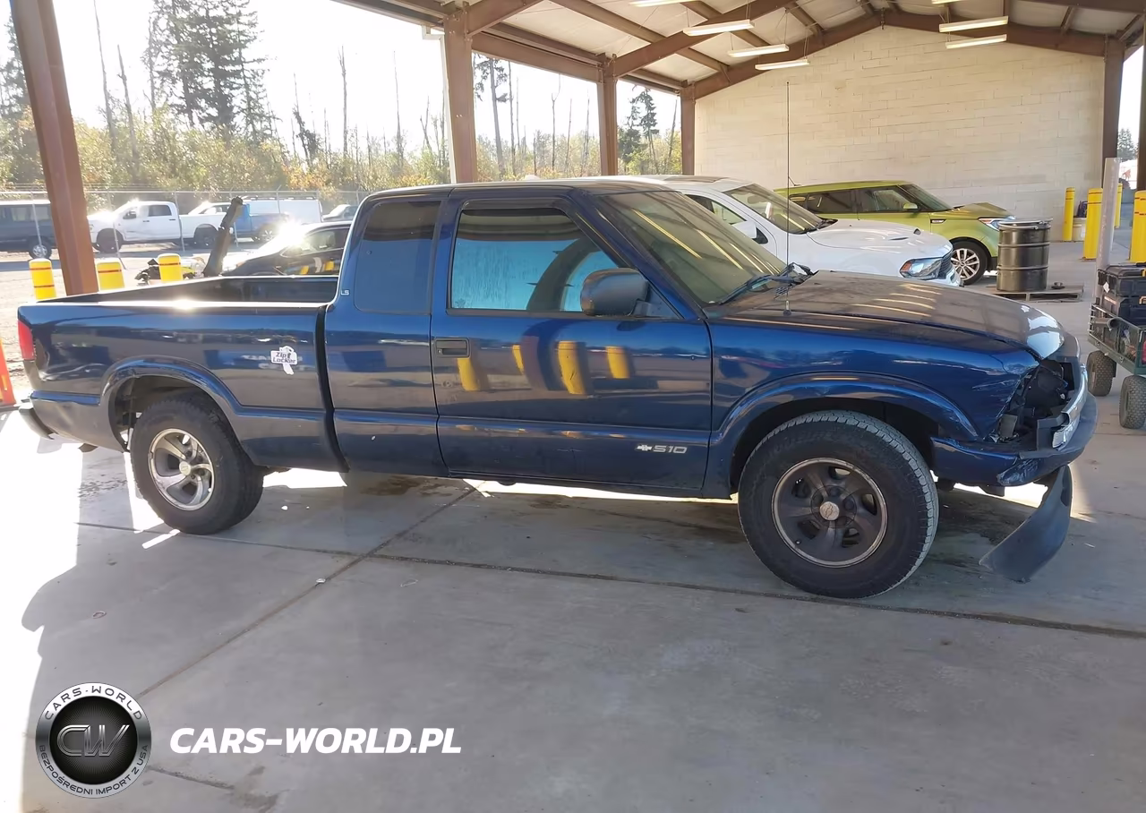 2002 Chevrolet S-10 Ls VIN:1GCCS195528223294 - 14