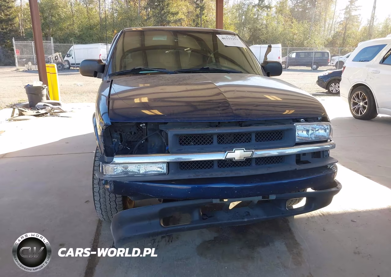 2002 Chevrolet S-10 Ls VIN:1GCCS195528223294 - 6