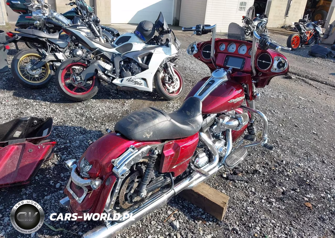 2016 Harley-Davidson Flhxs Street Glide Special VIN:1HD1KRM14GB605268 - 4