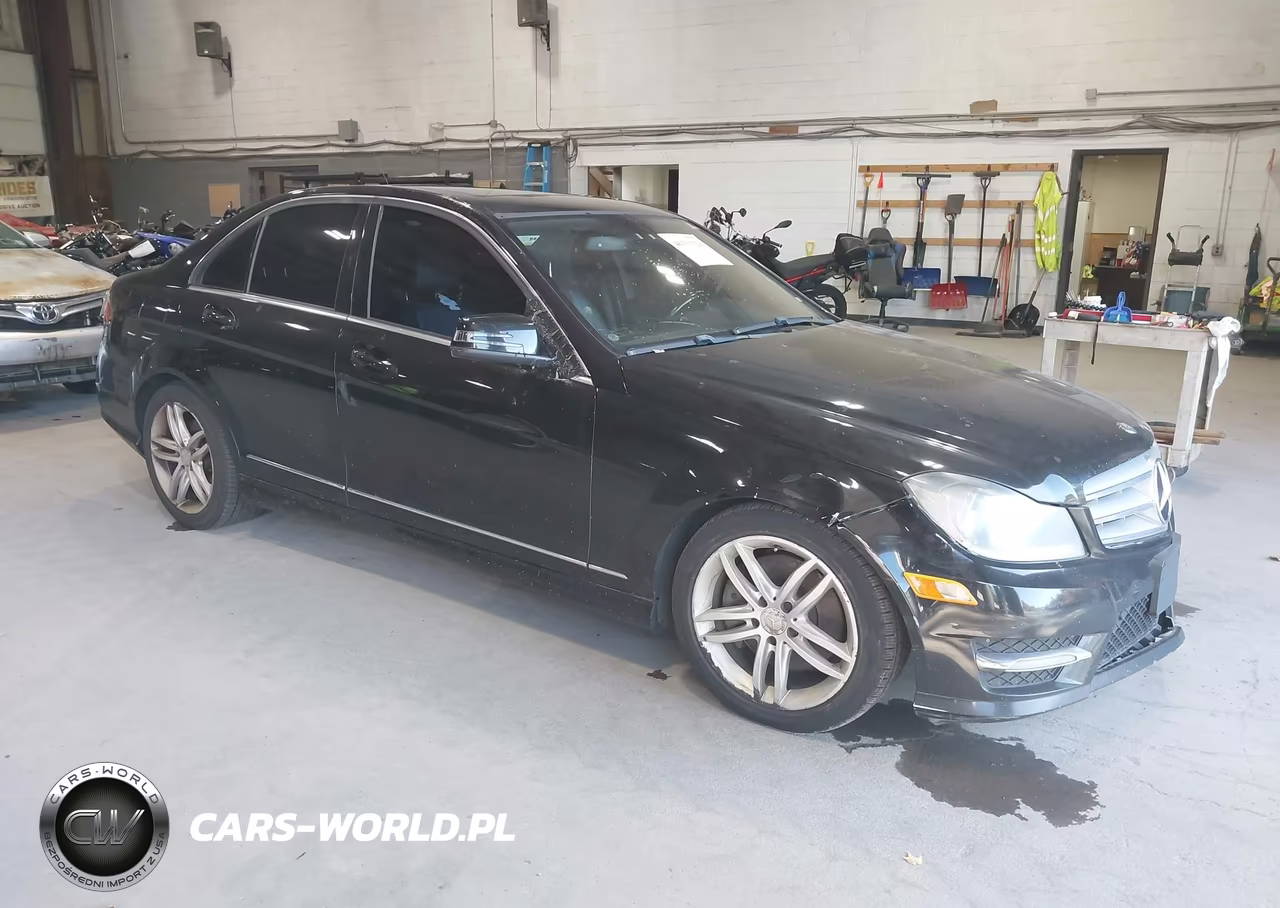 2013 Mercedes-Benz C 300 Sport 4Matic