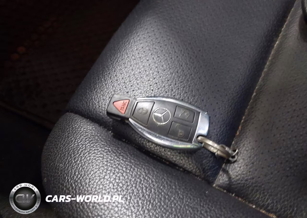 2013 Mercedes-Benz C 300 Sport 4Matic VIN:WDDGF8AB0DR297564 - 11