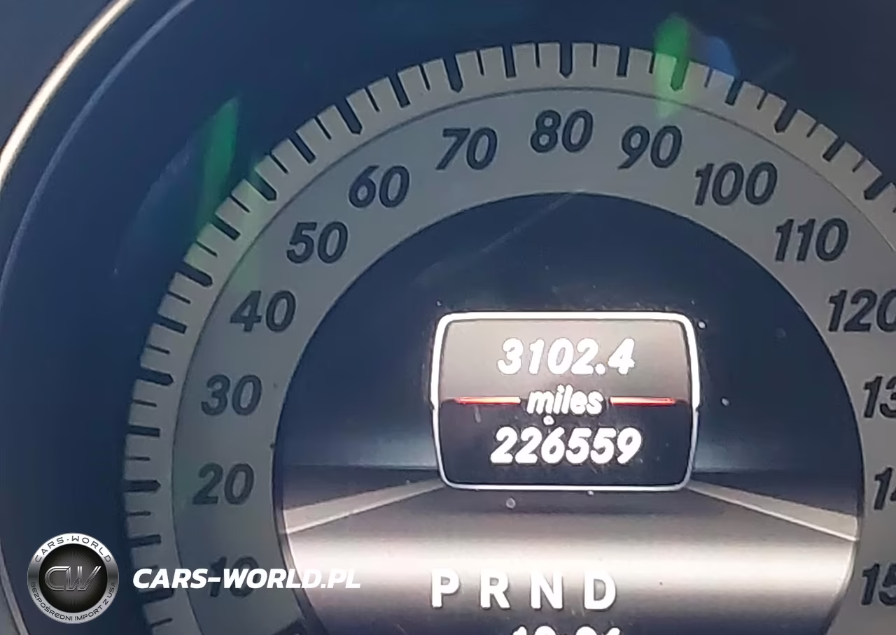 2013 Mercedes-Benz C 300 Sport 4Matic VIN:WDDGF8AB0DR297564 - 16