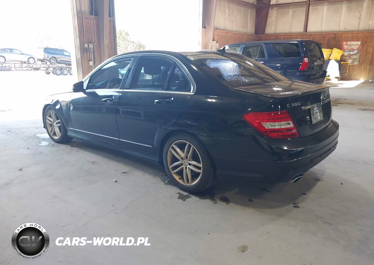 2013 Mercedes-Benz C 300 Sport 4Matic VIN:WDDGF8AB0DR297564 - 3