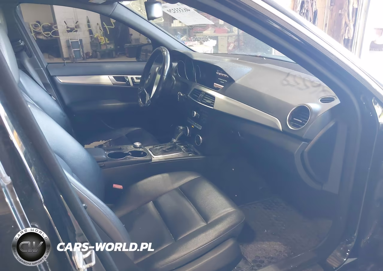 2013 Mercedes-Benz C 300 Sport 4Matic VIN:WDDGF8AB0DR297564 - 5
