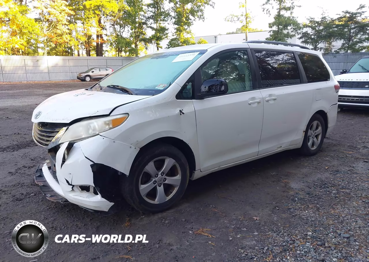2011 Toyota Sienna Le V6 VIN:5TDKK3DC4BS133093 - 2