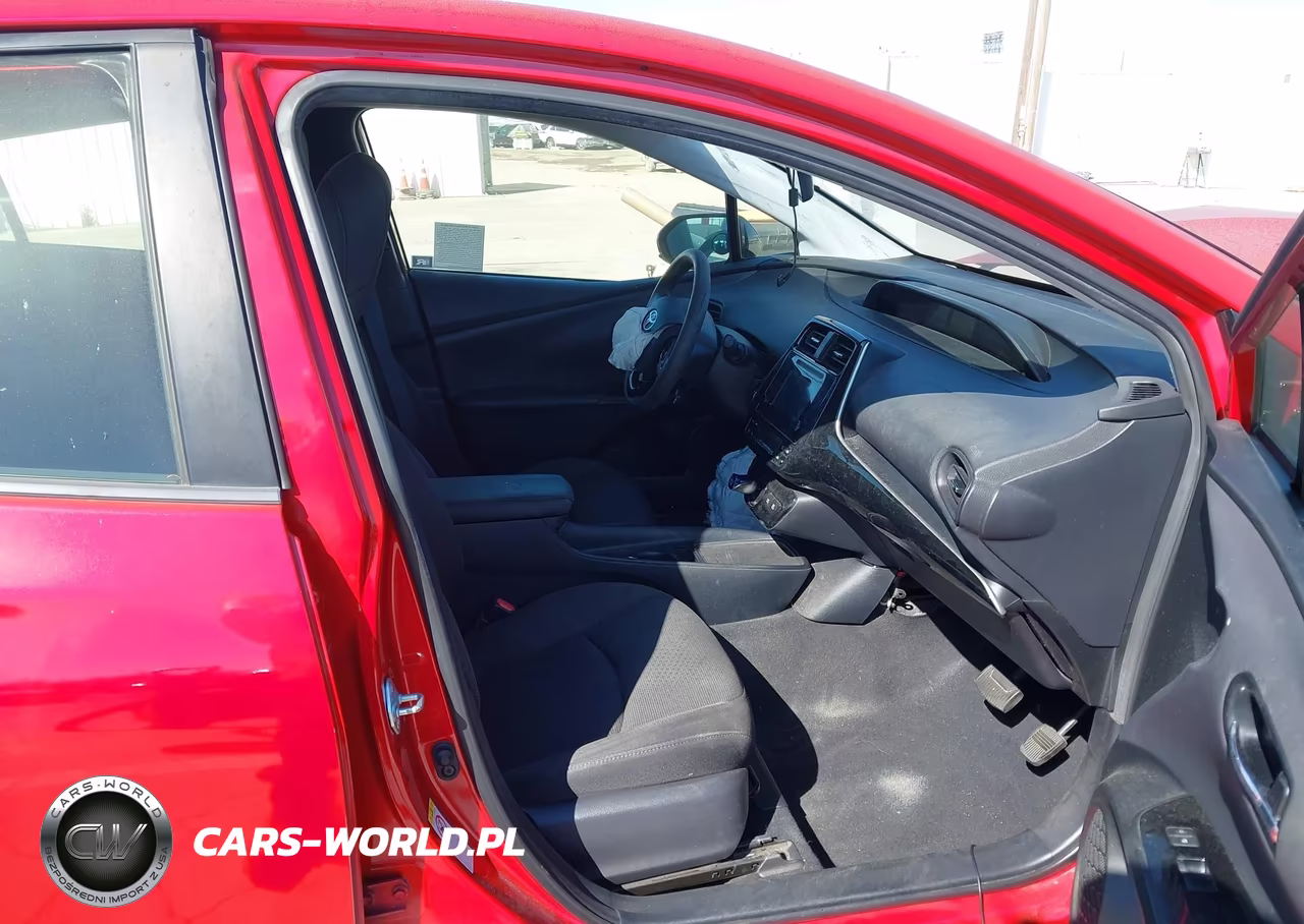 2019 Toyota Prius Le VIN:JTDKARFU3K3076222 - 5
