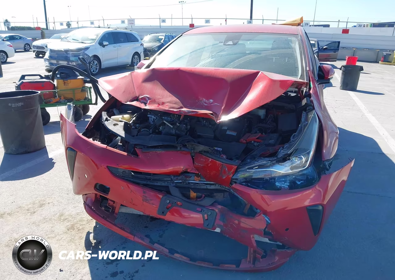 2019 Toyota Prius Le VIN:JTDKARFU3K3076222 - 6