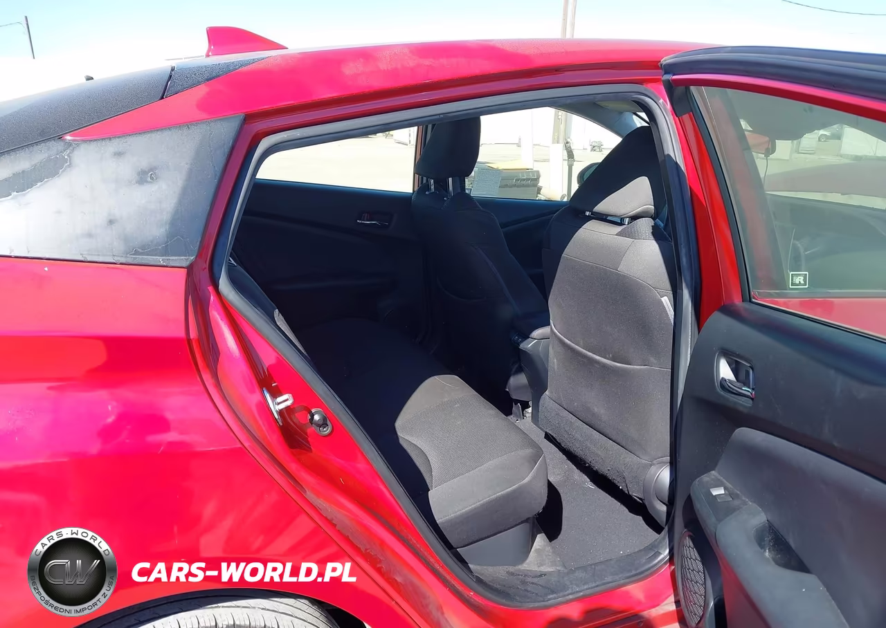 2019 Toyota Prius Le VIN:JTDKARFU3K3076222 - 8