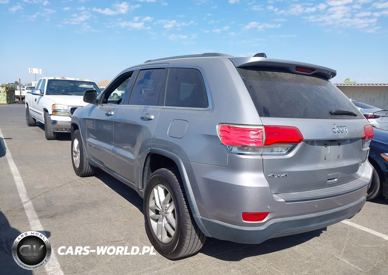 2018 Jeep Grand Cherokee Laredo E 4X4 VIN:1C4RJFAG1JC267361 - 14