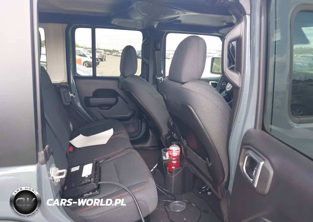 2026 Jeep Wrangler Rubicon 4X4 VIN:1C4PJXFG2TW301945 - 8