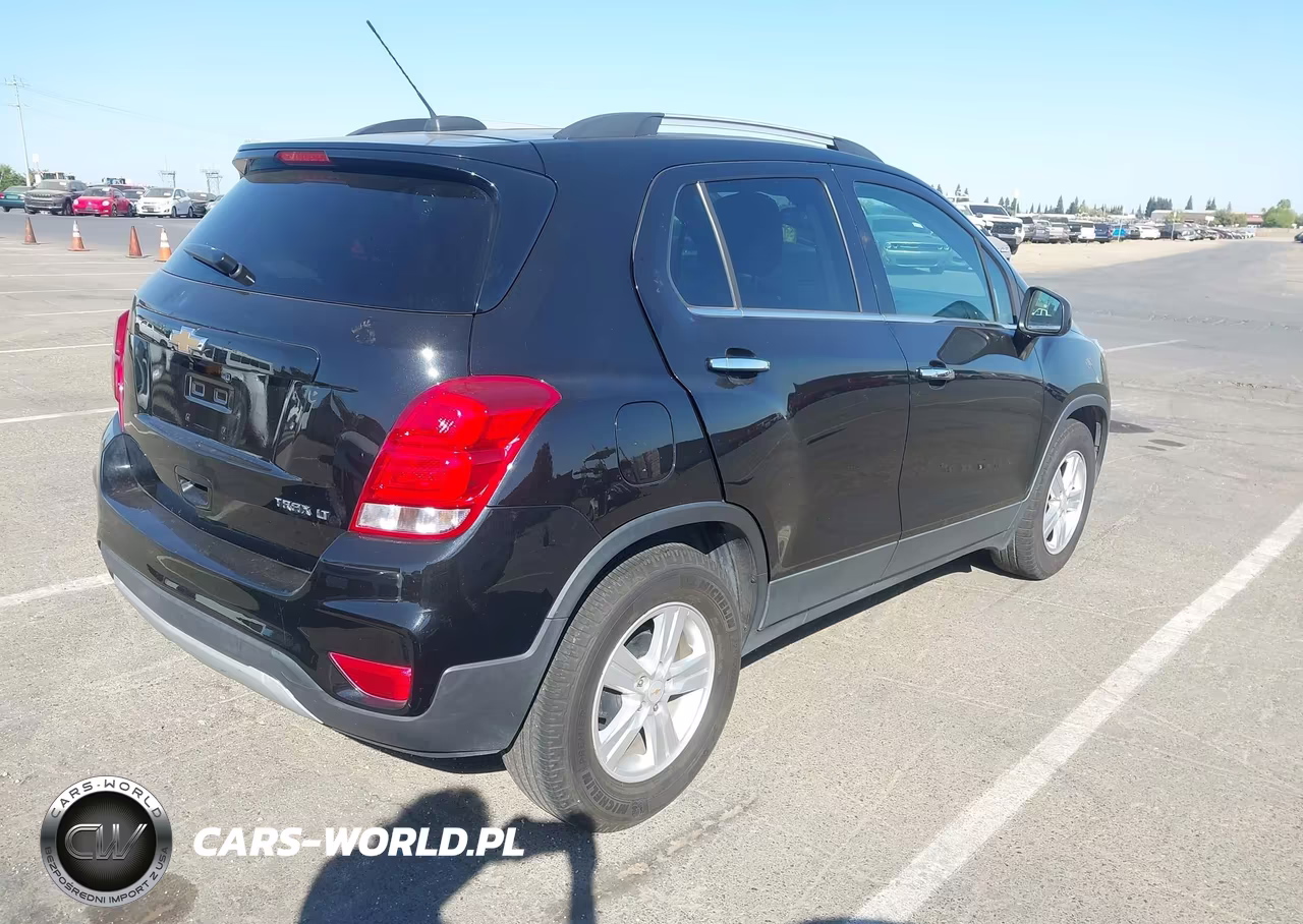 2019 Chevrolet Trax Lt VIN:KL7CJLSB4KB788196 - 4