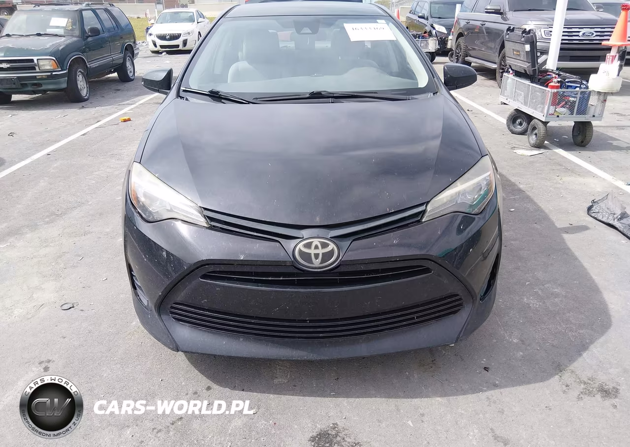 2017 Toyota Corolla Le VIN:2T1BURHE9HC750001 - 12