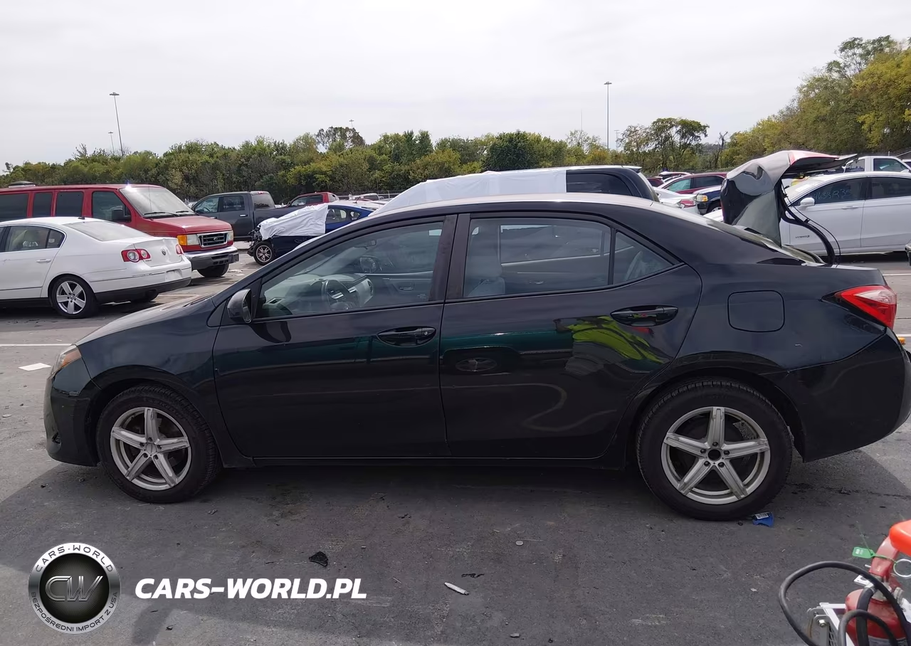2017 Toyota Corolla Le VIN:2T1BURHE9HC750001 - 14