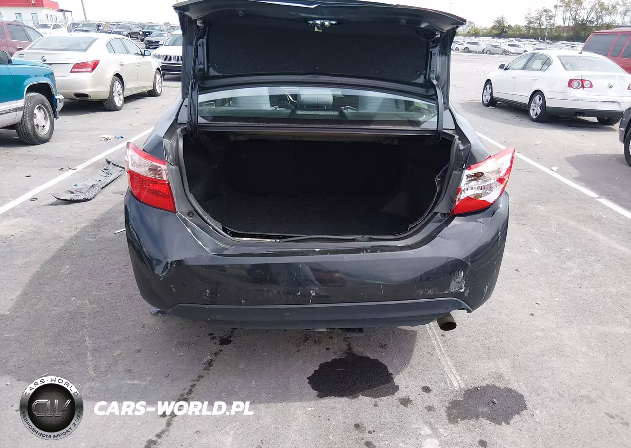 2017 Toyota Corolla Le VIN:2T1BURHE9HC750001 - 16