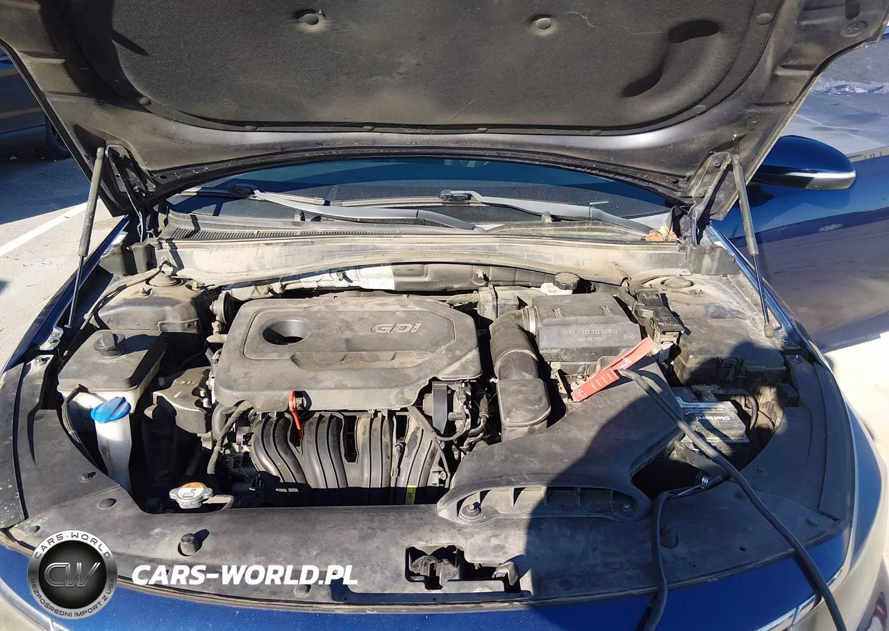 2018 Kia Optima S VIN:5XXGT4L37JG250337 - 10