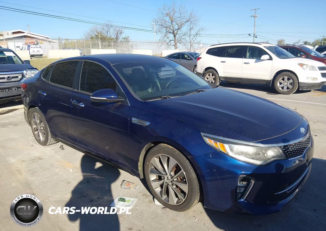 2018 Kia Optima S VIN:5XXGT4L37JG250337 - 13
