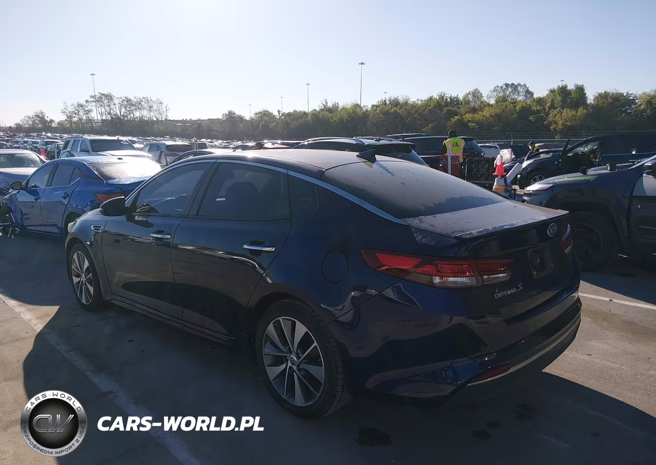 2018 Kia Optima S VIN:5XXGT4L37JG250337 - 14