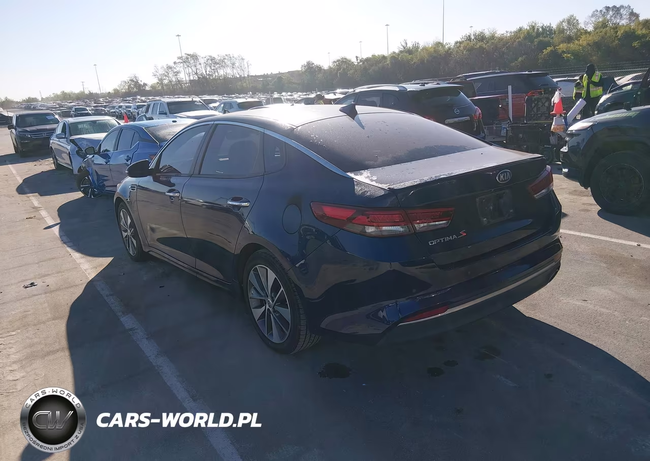 2018 Kia Optima S VIN:5XXGT4L37JG250337 - 3