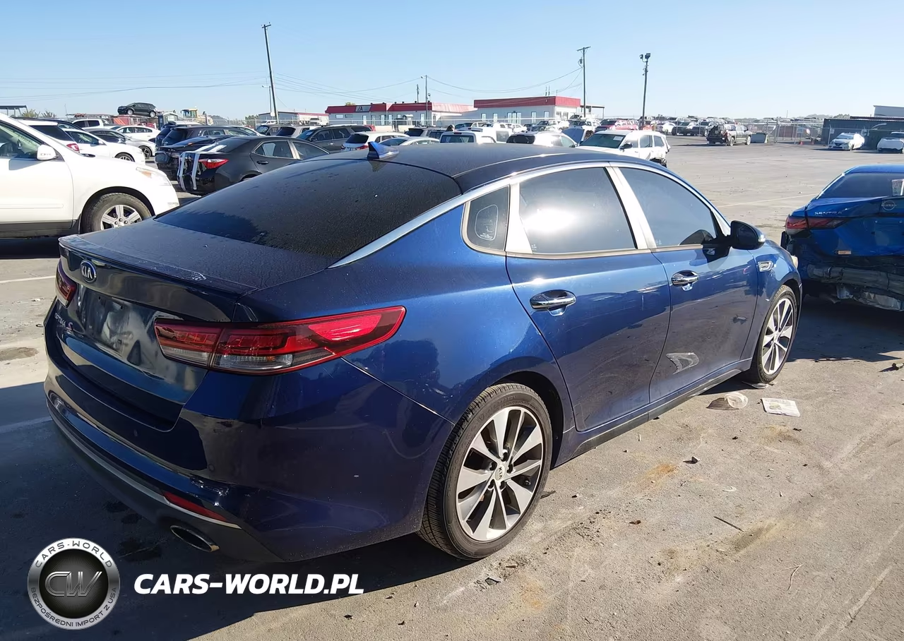 2018 Kia Optima S VIN:5XXGT4L37JG250337 - 4