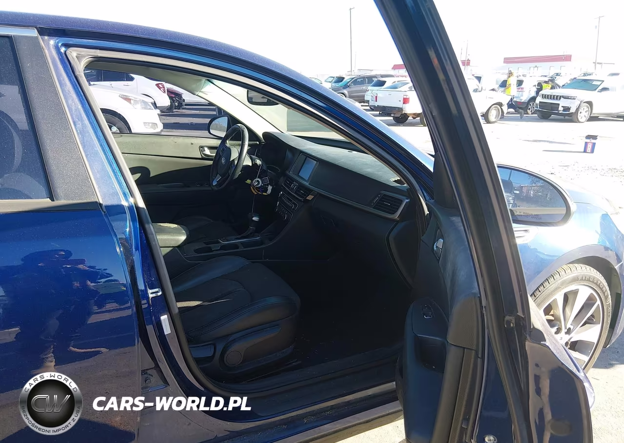 2018 Kia Optima S VIN:5XXGT4L37JG250337 - 5