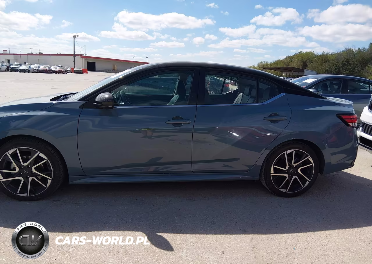 2025 Nissan Sentra Sr VIN:3N1AB8DV0SY266925 - 14