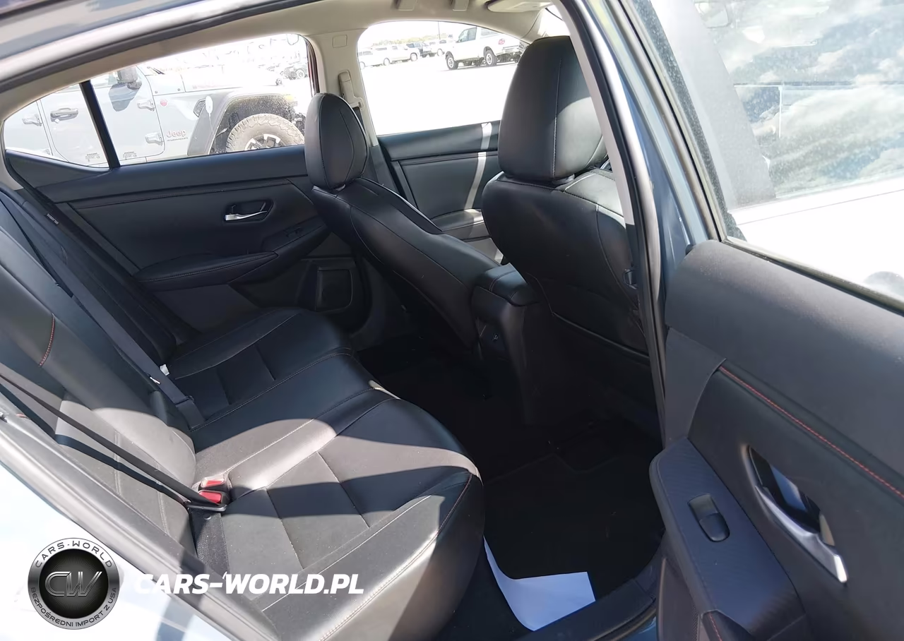 2025 Nissan Sentra Sr VIN:3N1AB8DV0SY266925 - 8