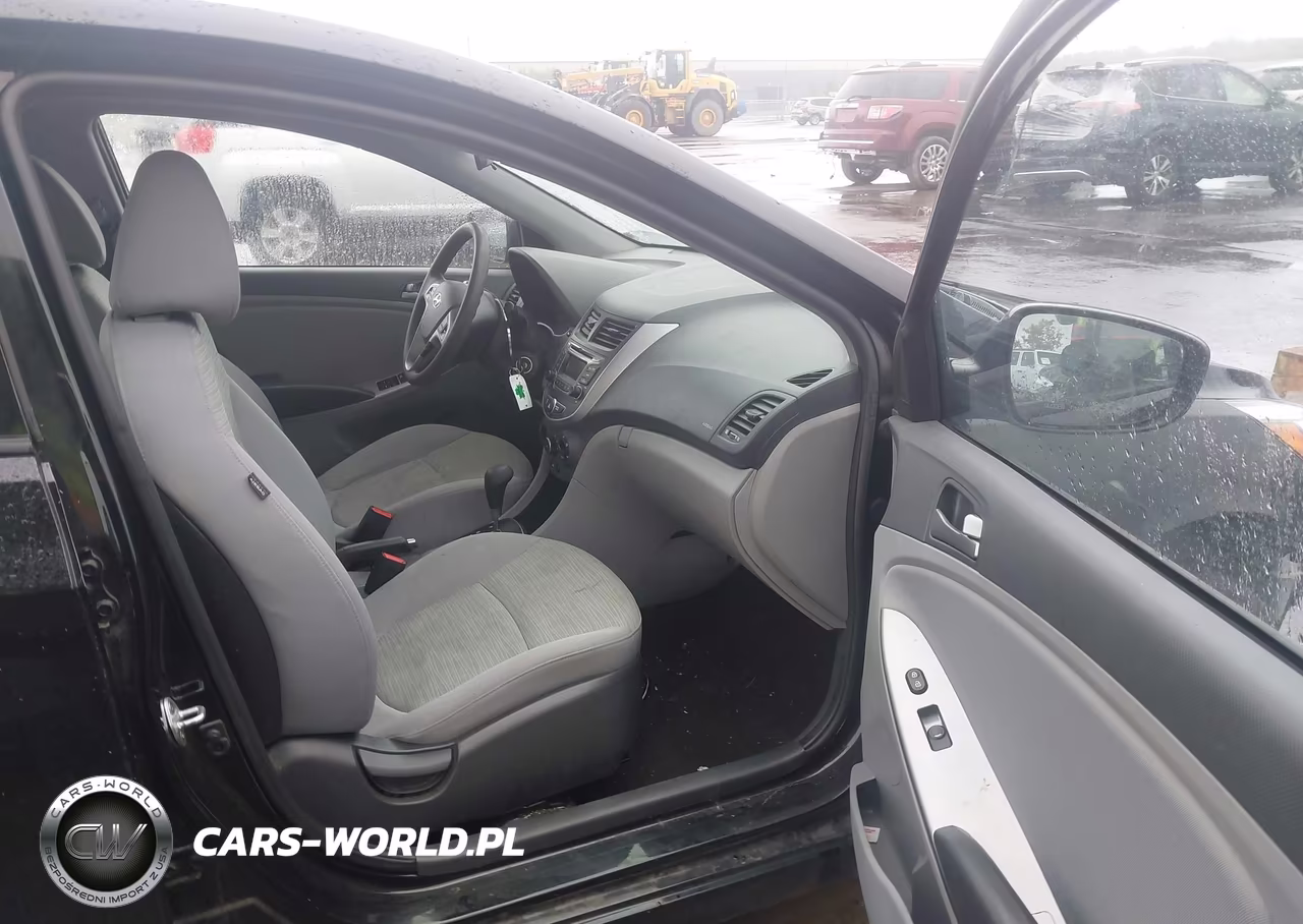 2017 Hyundai Accent Value Edition VIN:KMHCT4AE2HU354849 - 5